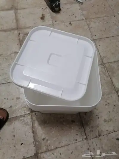 سطول بلاستيك 10 ك شبه جديده 0