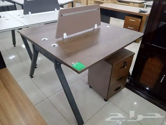 مكاتب بارتشن 9