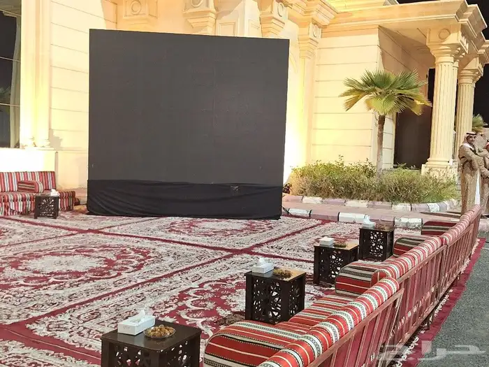 تجهيز مناسبات مؤتمرات مراسيم عزاء خيام مؤتمرات كنب vib 8