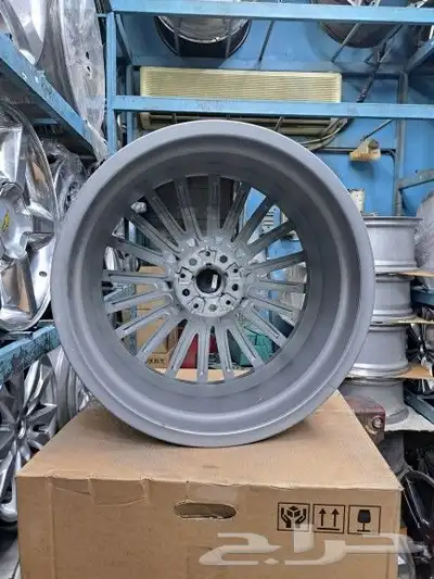 جنوط بي ام دبليو الفئه السابعه 740 مقاس20 موديل2022 اصلي 9