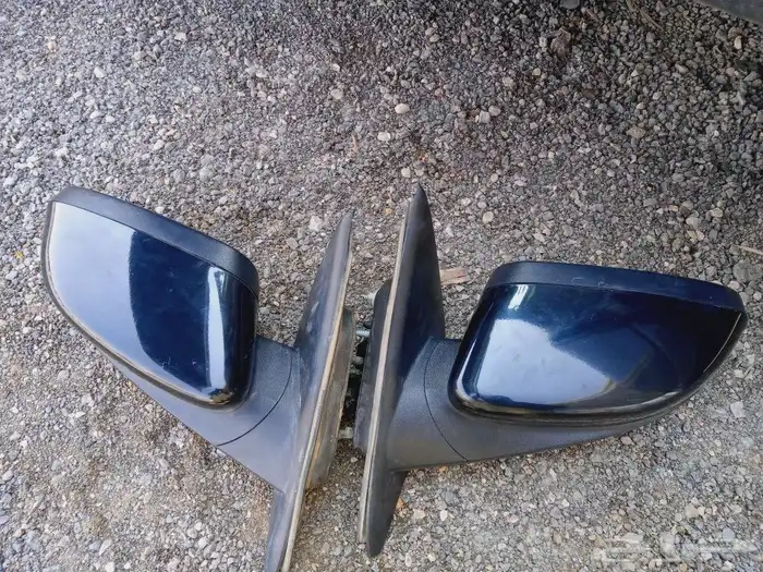 يوجد لدينا قطع غيار فوارد 4