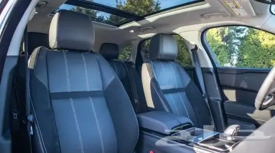 رانج روفر فيلار Land Rover Range Rover Velar P250 موديل 2023 15