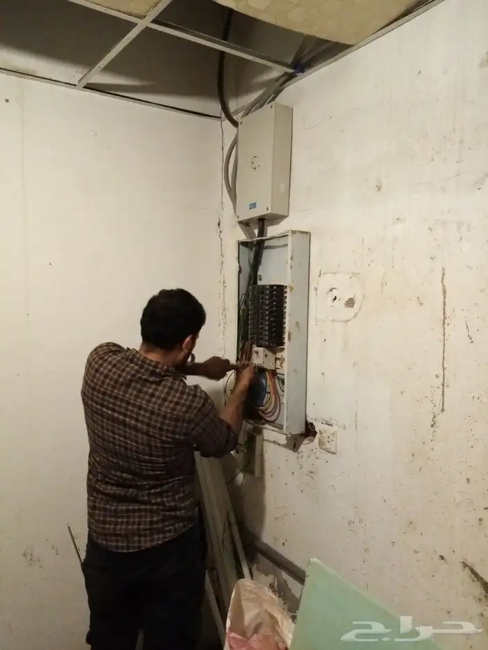 تركيب وصيانه وغسيل جميع انواع المكيفات عادي مركزي اسبلت 7