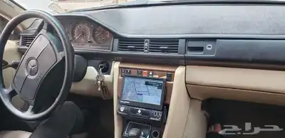 شاشة مرسيدس E300 3