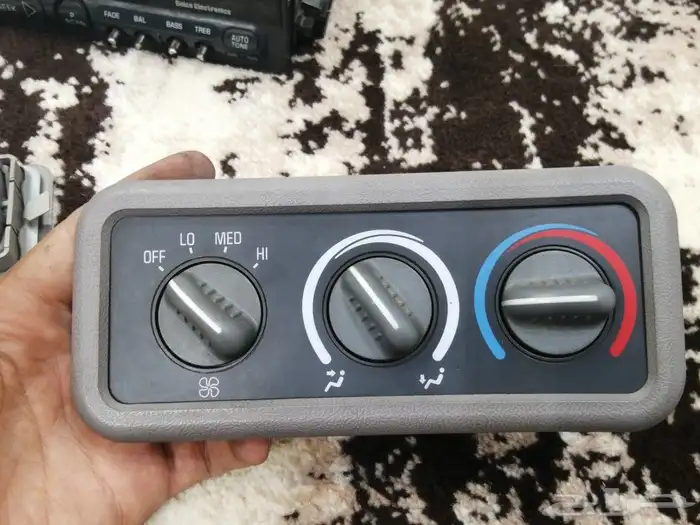 قطع غيار جمس 99 اصليه 38