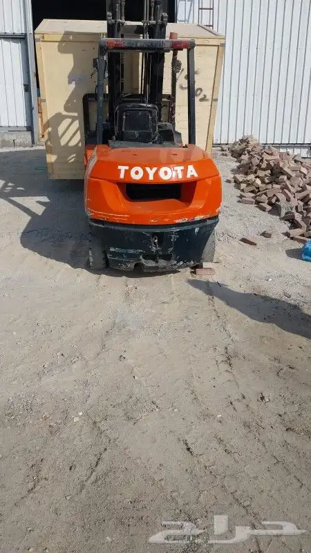 رافعات شوكيه ومعدات 3