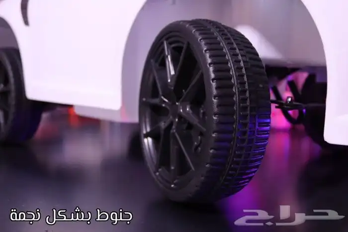 A limited amount Porsche shape car 6V battery remote cont 9