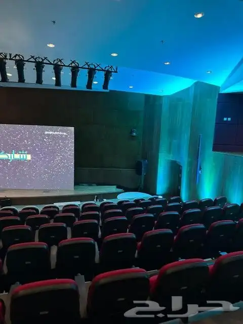 شاشات ليد led صوتيات واضاءات وتنظيم مؤتمرات ومعارض 24