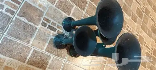 بعض قطع السيارات القديمه. 6