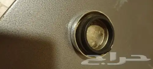 بعض قطع السيارات القديمه. 2