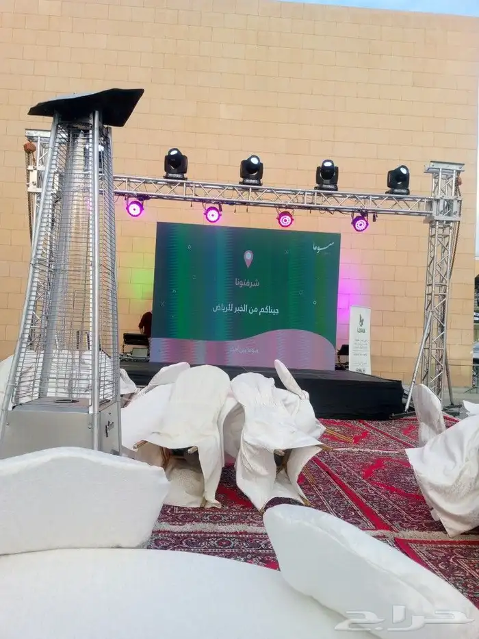 كوشه_زواج_ممر_كراسي_ورد_تنسيق_حفلات التواصل 9