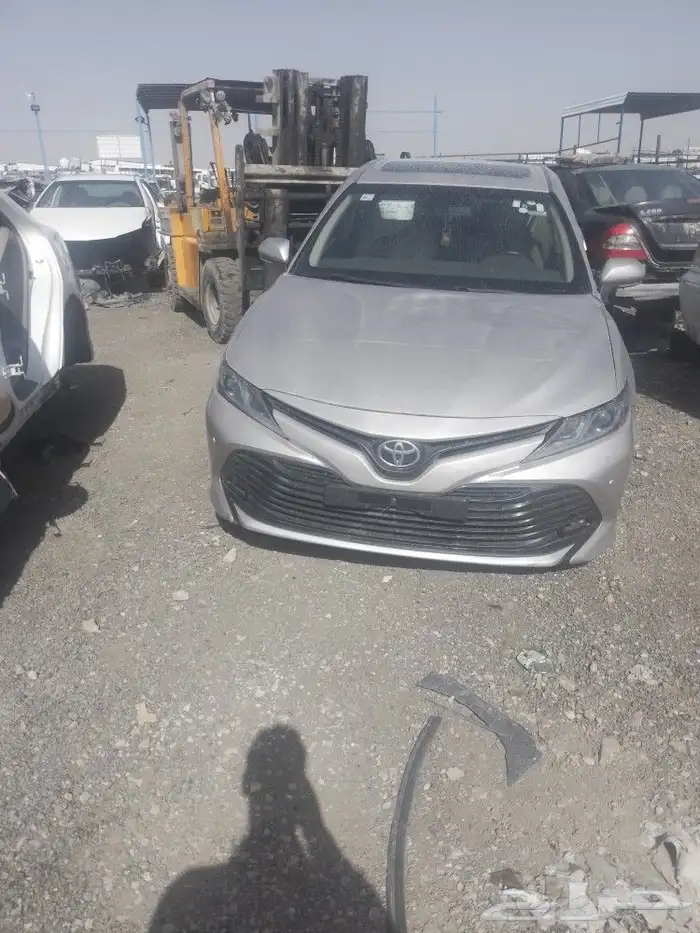 قطع غيار تشليح كامري 220 2