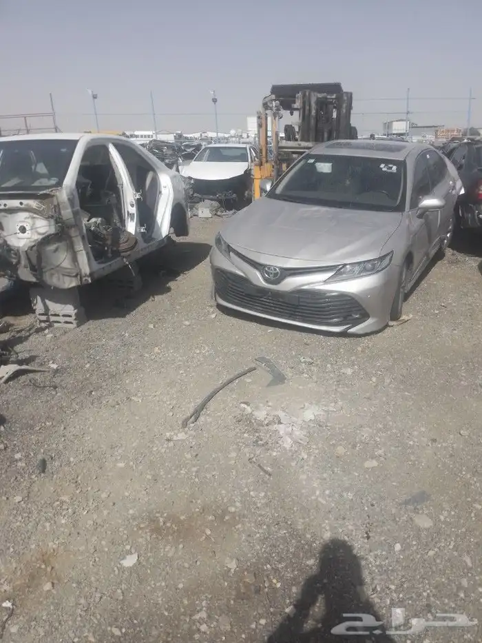 قطع غيار تشليح كامري 220 6