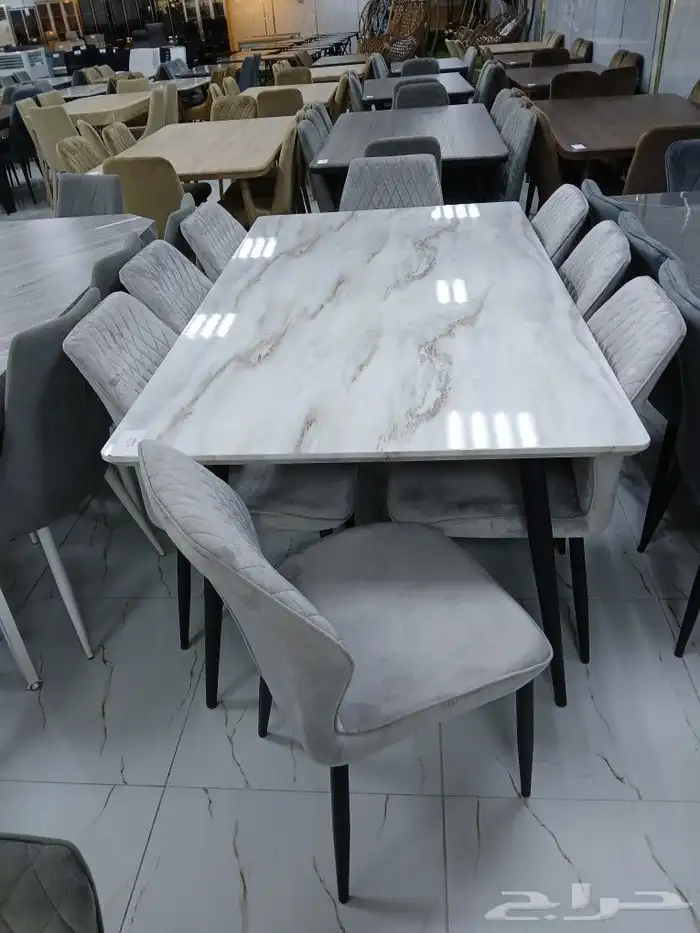 طاولات طعام بأحدث الاشكال 14