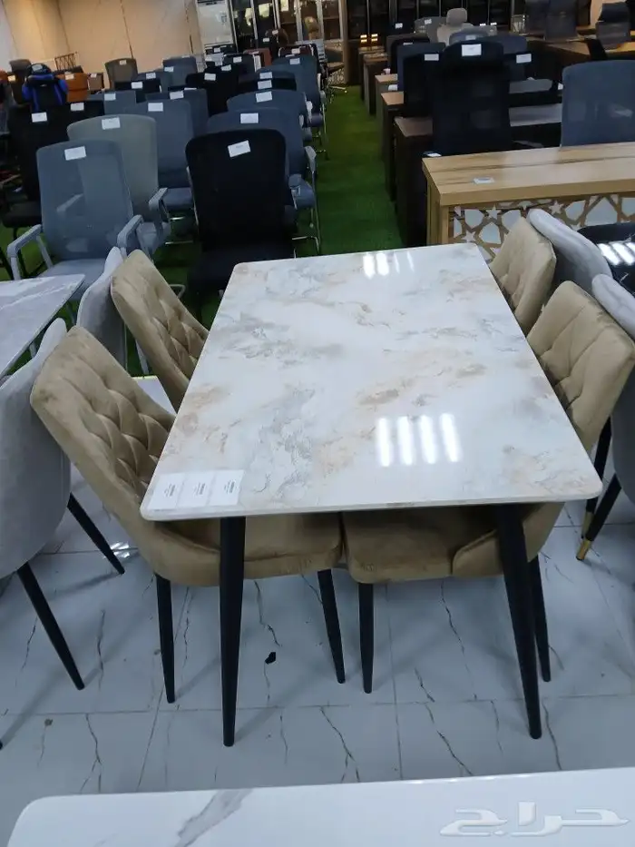 طاولات طعام بأحدث الاشكال 10
