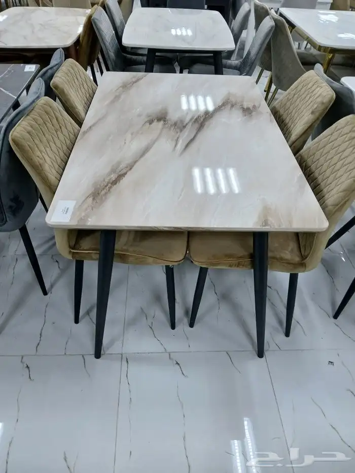 طاولات طعام بأحدث الاشكال 18