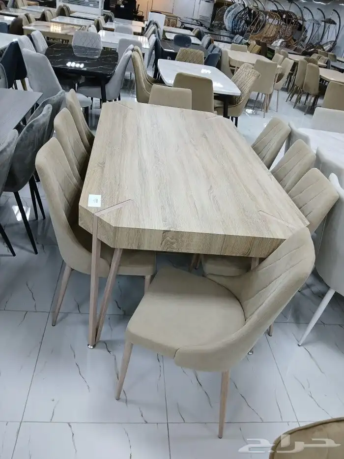 طاولات طعام بأحدث الاشكال 20