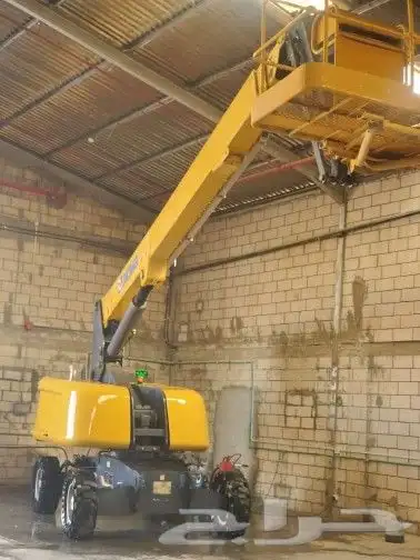 تأجير مان لفت . Manlift for rent daily or monthly 1
