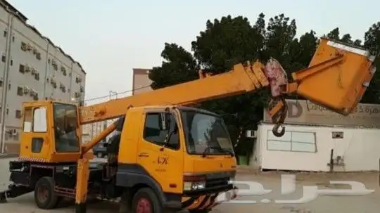 تأجير معدات روافع و كرينات وسطحات يومية او شهرفي الرياض ونقل 1