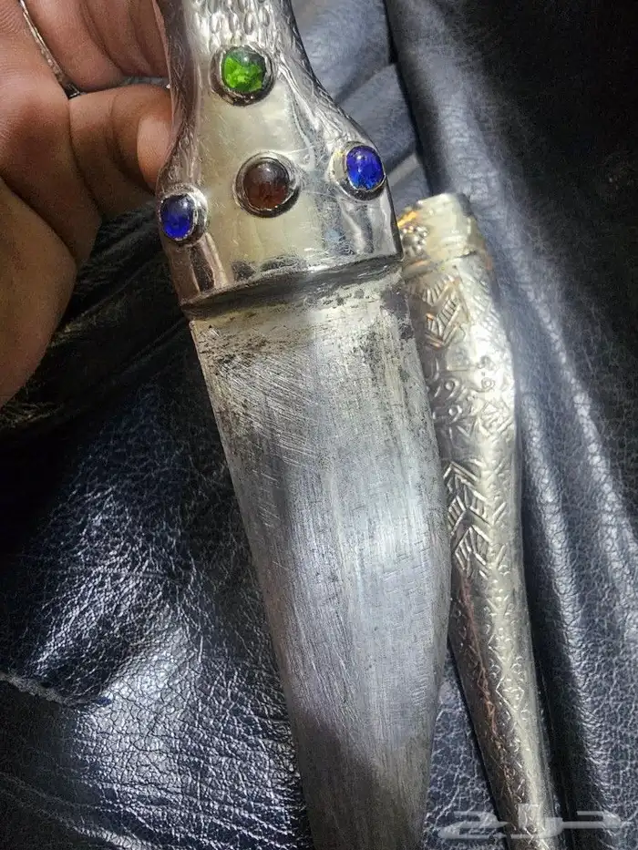 خنجر قديم تلبيس فضة 3