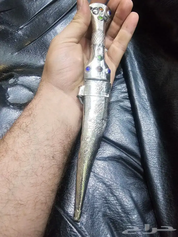 خنجر قديم تلبيس فضة 2