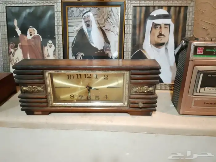 ساعه انتيك ديكور فقط لاتعمل 1