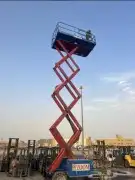 فور كلفت رافعه شوكيه للإيجار يومي شهري 2