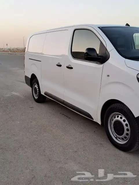 بيجو اكسبيرت 2021 8