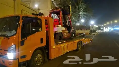 فور كلفت رافعه شوكيه للإيجار يومي شهري 1