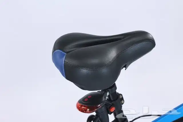 توفرت عندنا دراجات هجين لاند روفر سلك 6