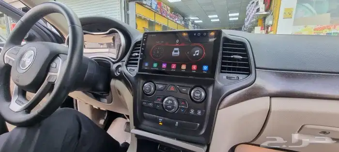 شاشة جيب قراند شيروكي 2014_2019 7