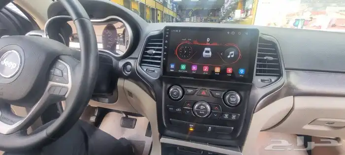 شاشة جيب قراند شيروكي 2014_2019 3