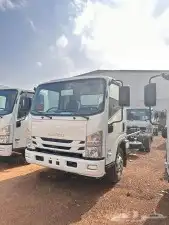 عرض ايسوزو دينا 5طن شاص طويل وقصير ياباني 2023 6