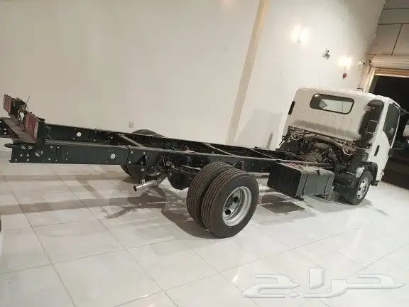 عرض ايسوزو دينا 5طن شاص طويل وقصير ياباني 2023 9