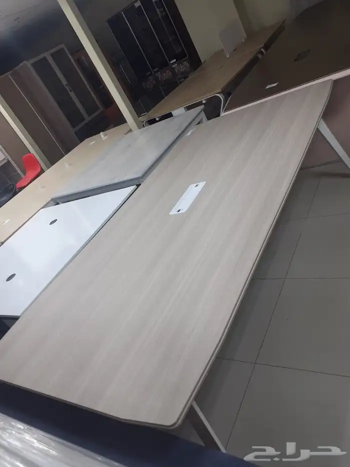 طاولات اجتماعات عروض 7