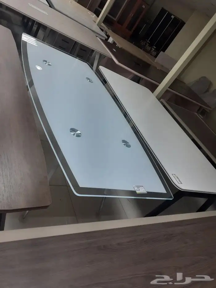 طاولات اجتماعات عروض 6