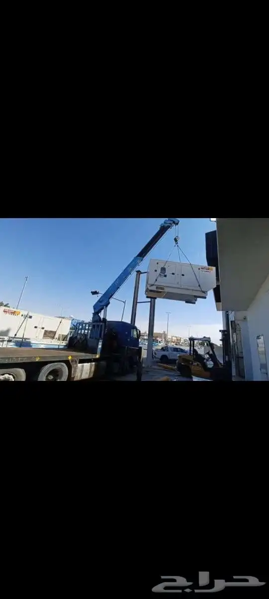 إيجار رافعات شوكيه وكرينات جميع الاحجام إيجار شهري أسبوعي يو 8