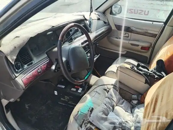 فورد ماركيز تشليح 2002 قطع غيار 7