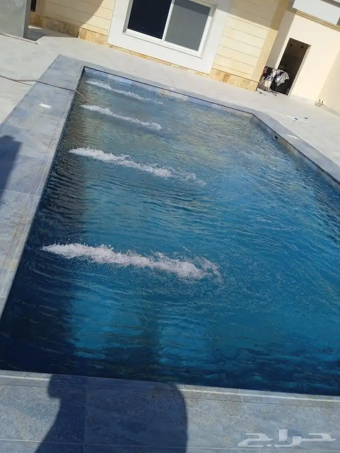 فني صيانه وتعقيم مسابح في جده 2