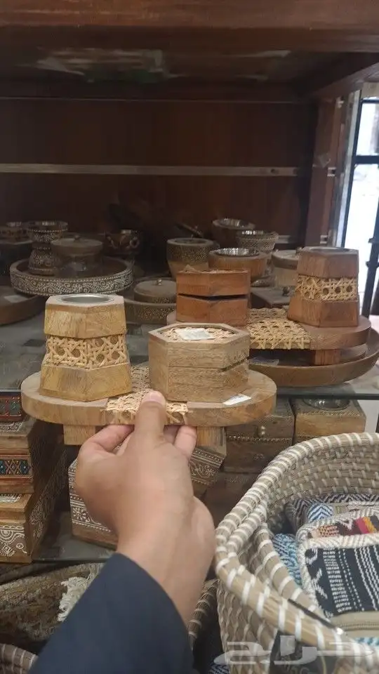 مباخر خشب 0