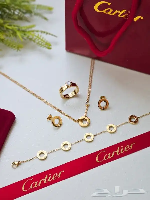 اساور نسائيه ماركات مع الملحقات 0