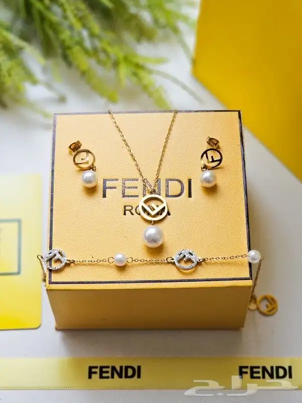 اساور نسائيه ماركات مع الملحقات 8