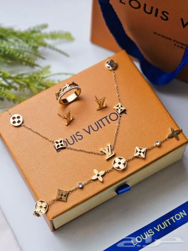 اساور نسائيه ماركات مع الملحقات 2