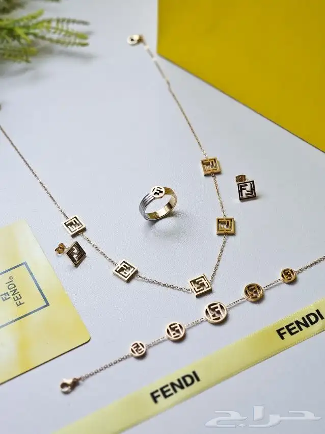 اساور نسائيه ماركات مع الملحقات 1