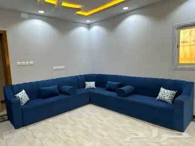 كنب 3 3 نظيف للبيع على حرف ال مع 2 مراكي وخداديات 2