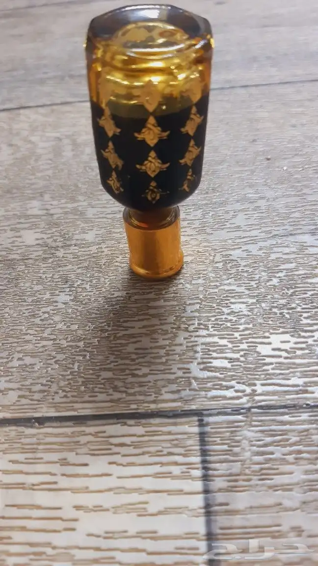 ادهان عود صافيه وخشب عود وورد وعنبر ومسك وياسمين 3