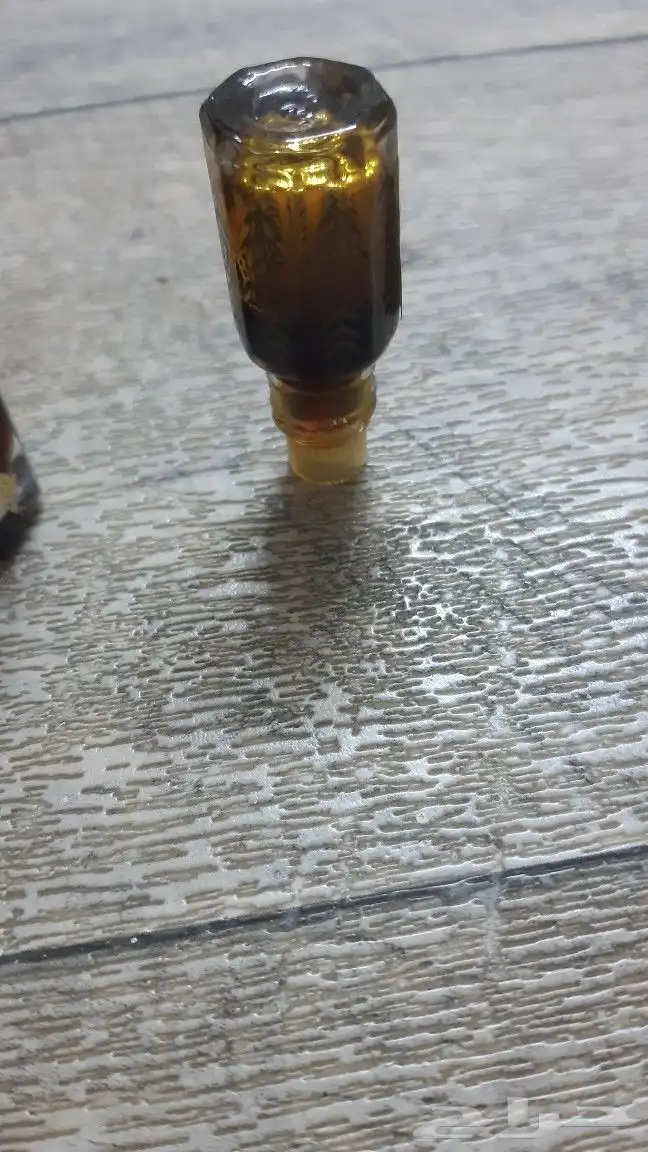 ادهان عود صافيه وخشب عود وورد وعنبر ومسك وياسمين 5