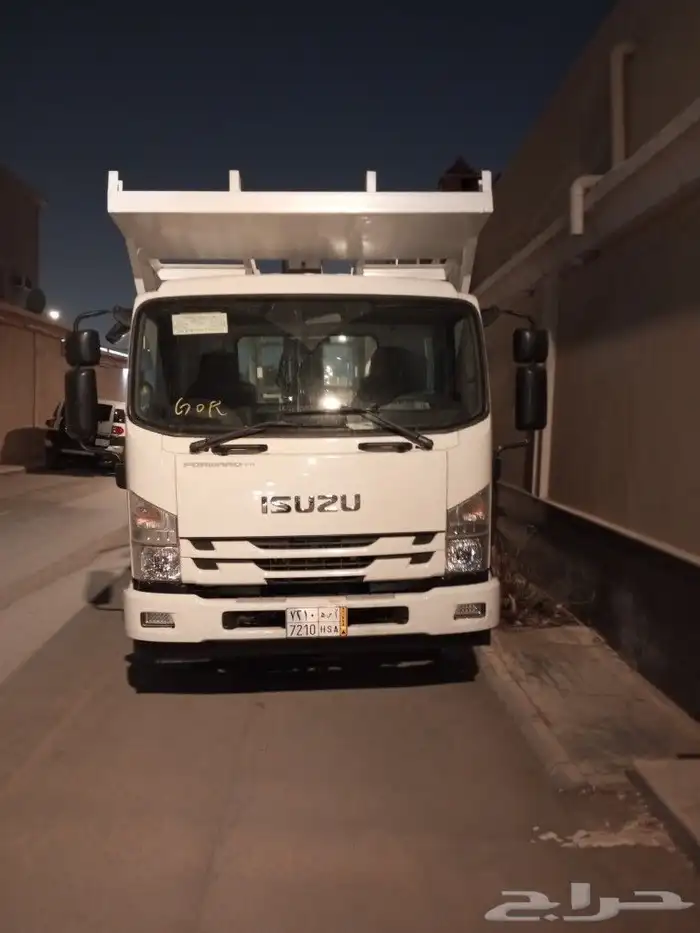 دينا كرين للايجار ونقل داخل وخارج الرياض 0