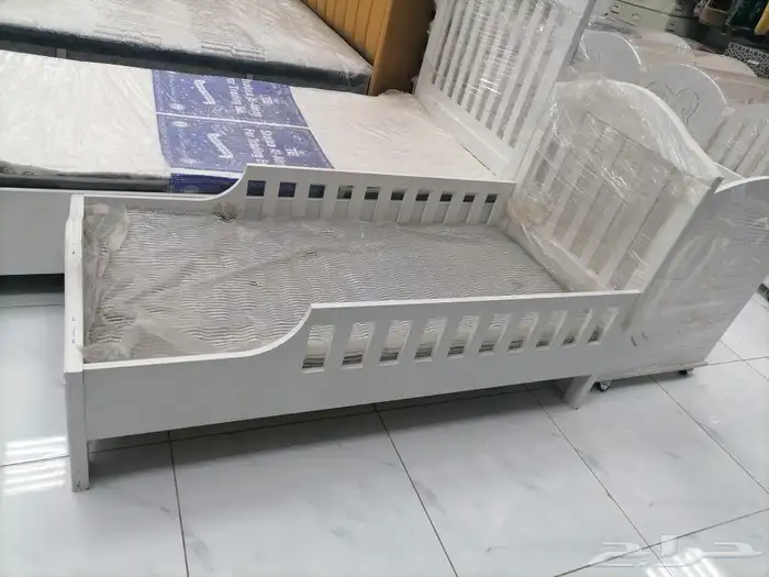 سرير اطفال حاجز 2
