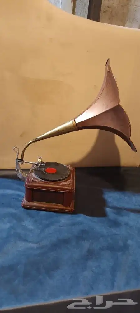 ماكيت جرامفون ديكور 0